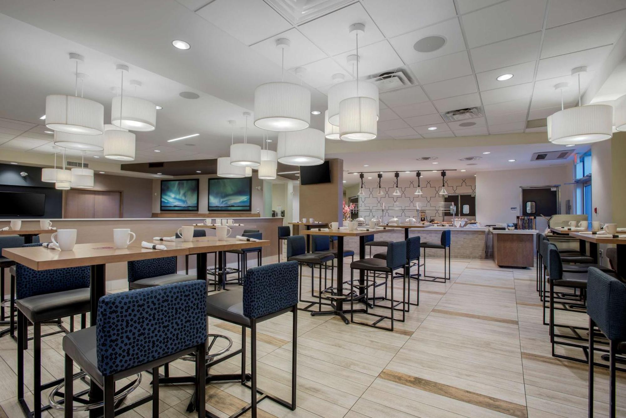 Best Western Plus Sawridge Suites Fort Mcmurray Exterior foto