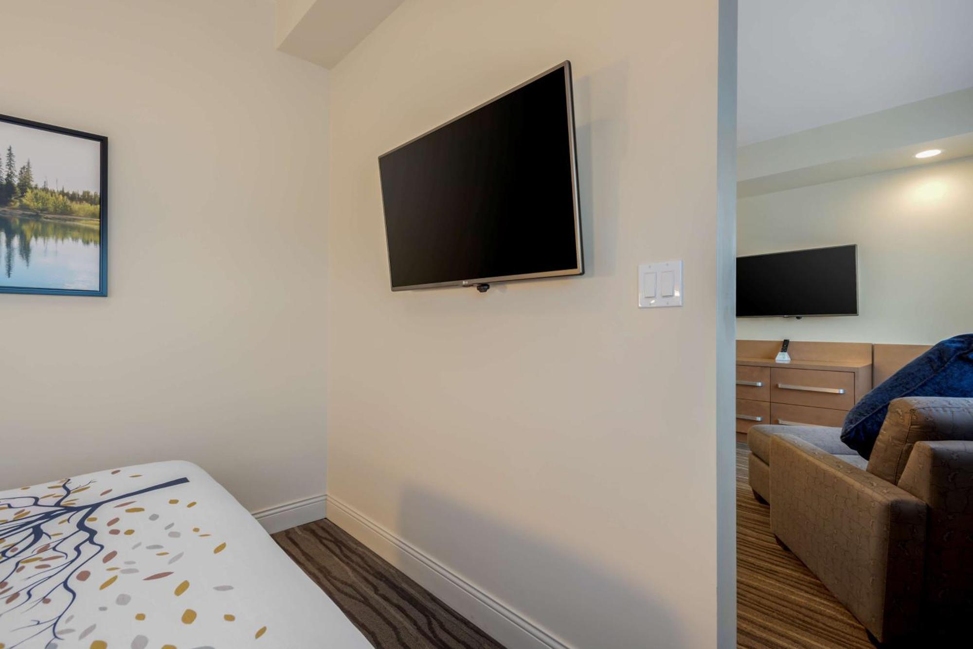 Best Western Plus Sawridge Suites Fort Mcmurray Exterior foto