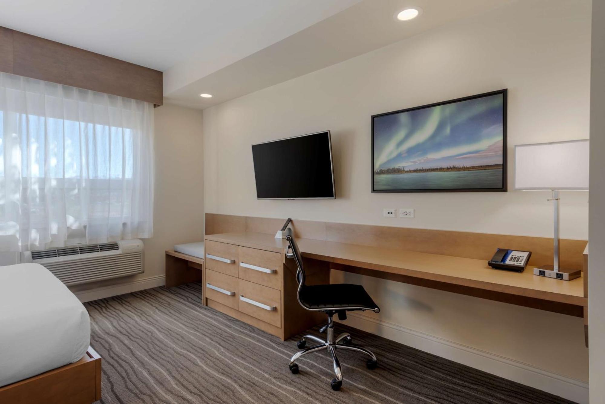 Best Western Plus Sawridge Suites Fort Mcmurray Exterior foto