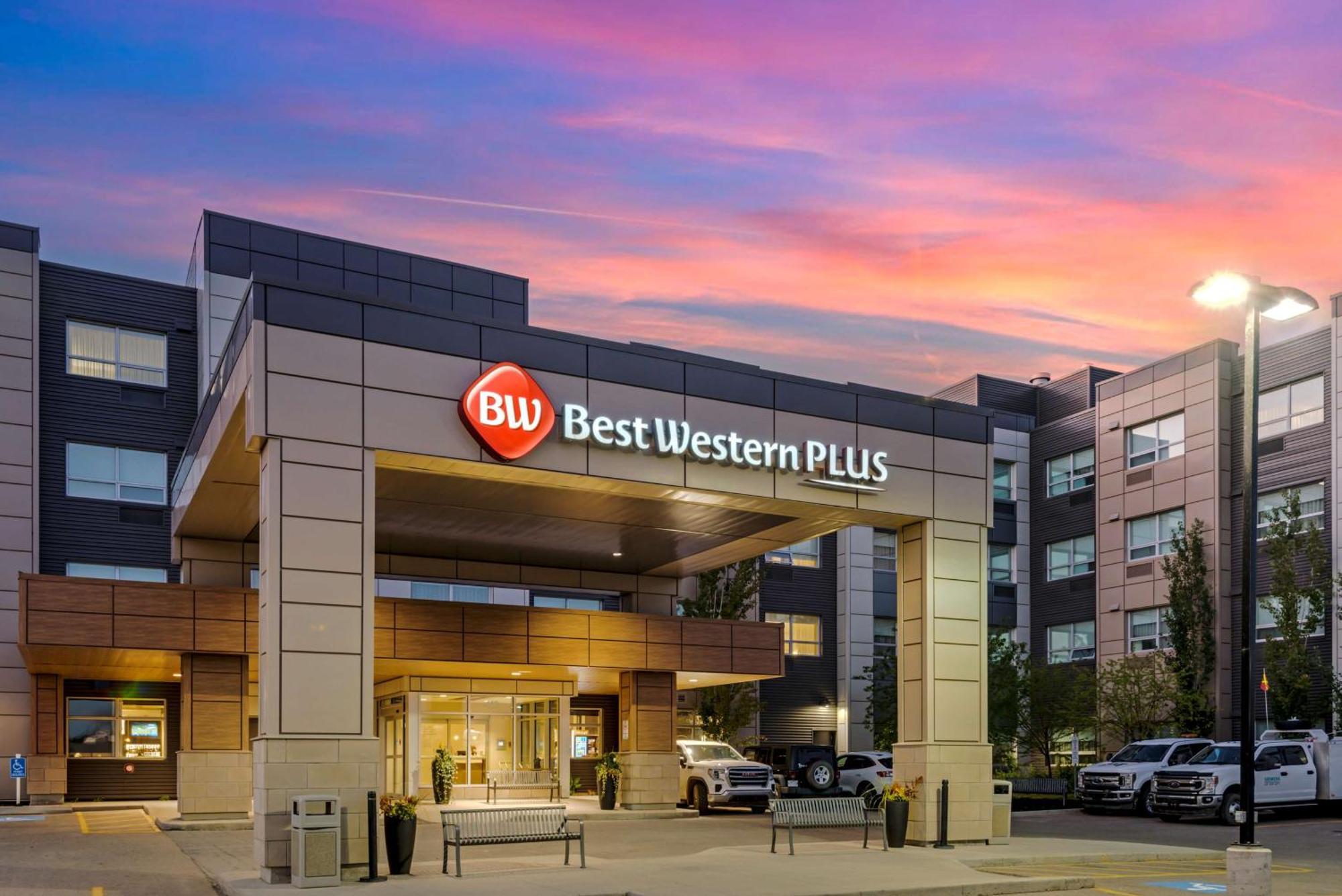 Best Western Plus Sawridge Suites Fort Mcmurray Exterior foto